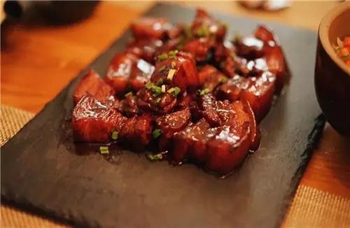 肥而不膩 豬肉這種經(jīng)典吃法百吃不厭!
